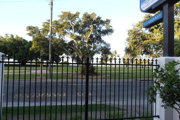 Photo 33