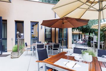 Sundeck