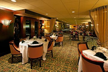 Dining 52 of 57