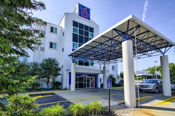 Motel 6 Portsmouth NH