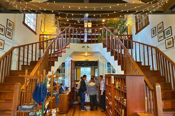 Reception hall