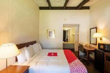 Bay City Inn