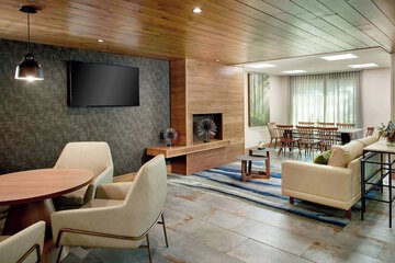 Hotel Interior 7 of 16