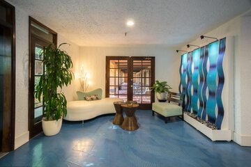 Hotel Interior 18 of 49