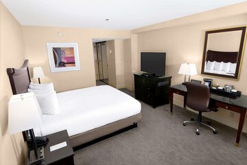 Room 26 of 176