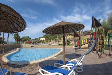 Sundeck