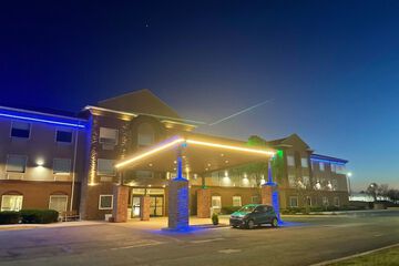 Route 66 lnn & Suites