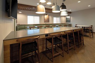 Breakfast/Coffee Service 18 of 20