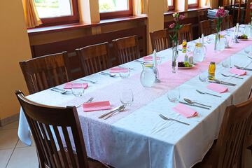 Banquet hall