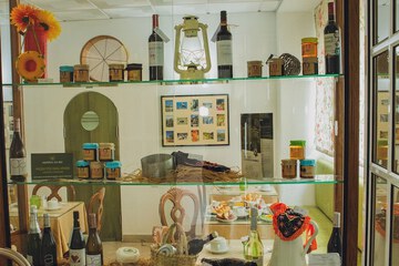 Gift shop