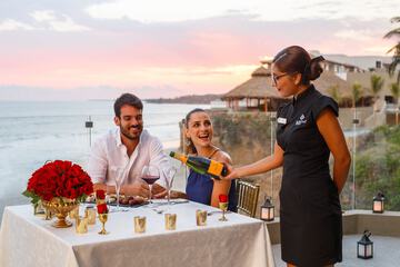 Couples dining