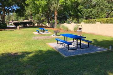 BBQ/picnic area
