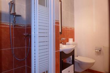 Photo 52