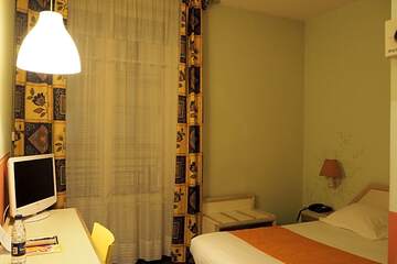 Photo 24