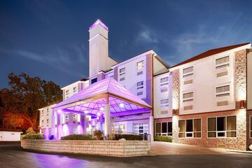 Best Western Plus Sandusky Hotel & Suites