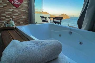 Jetted tub