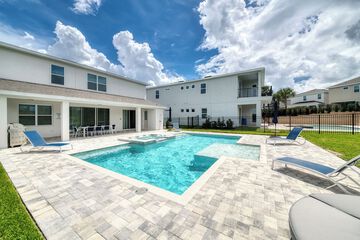 Private pool