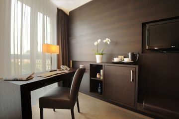 In-room business center