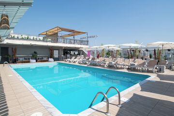 Rooftop pool
