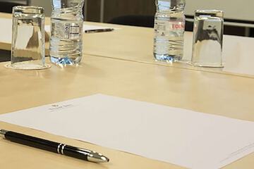Meeting facility
