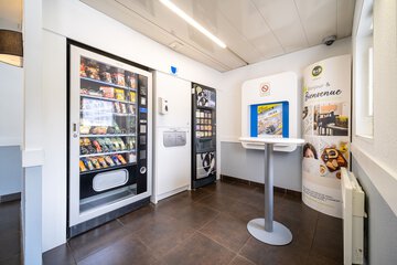 Vending machine