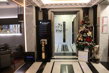 Reception hall