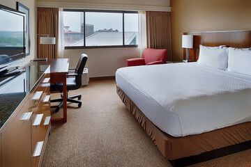 Room 18 of 87