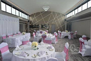 Indoor wedding