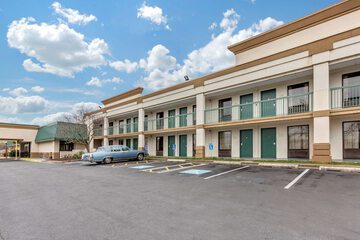 Hotel 3 of 45