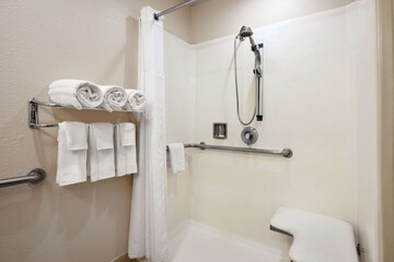 Room 15 of 41