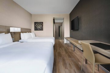 Room 21 of 47