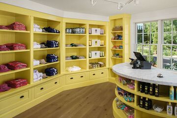 Gift shop