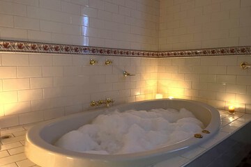 Private spa tub