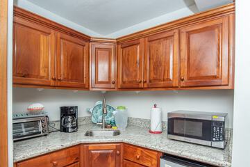 Private kitchenette
