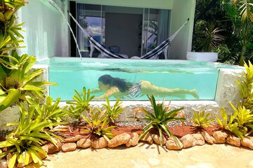 Private pool