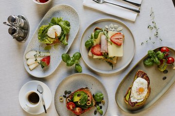 Breakfast buffet