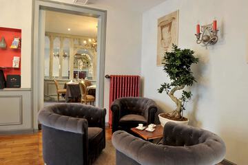 Lobby sitting area
