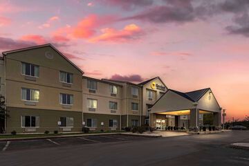 Hotel 2 of 33