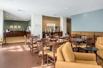 Breakfast/Coffee Service 57 of 66