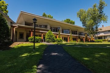 Winwood Inn & Condominiums