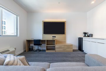 Room 26 of 81