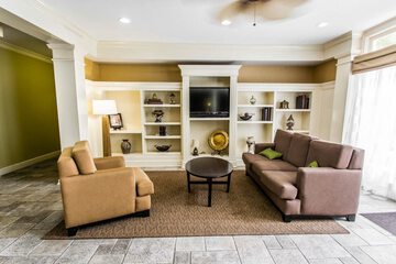 Hotel Interior 14 of 33