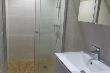 Photo 51