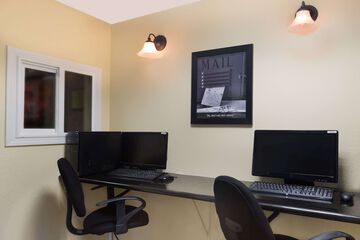 Business Center 42 of 42