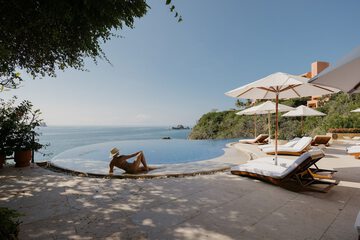 Infinity pool