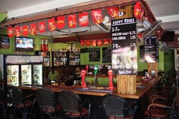 Hotel Bar