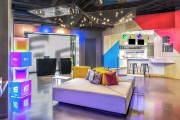 Hotel Interior 4 of 27