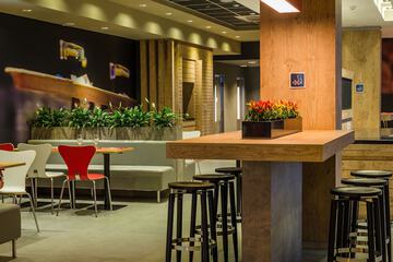 Food court
