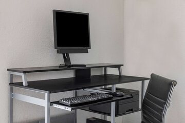 Business Center 30 of 30
