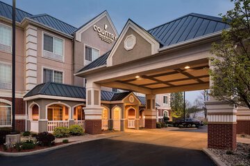 Country Inn & Suites by Radisson Michigan City, IN